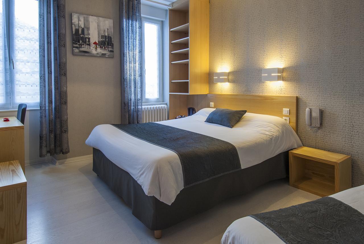 Logis Hotel Restaurant Cazes Arazat Laissac Екстериор снимка