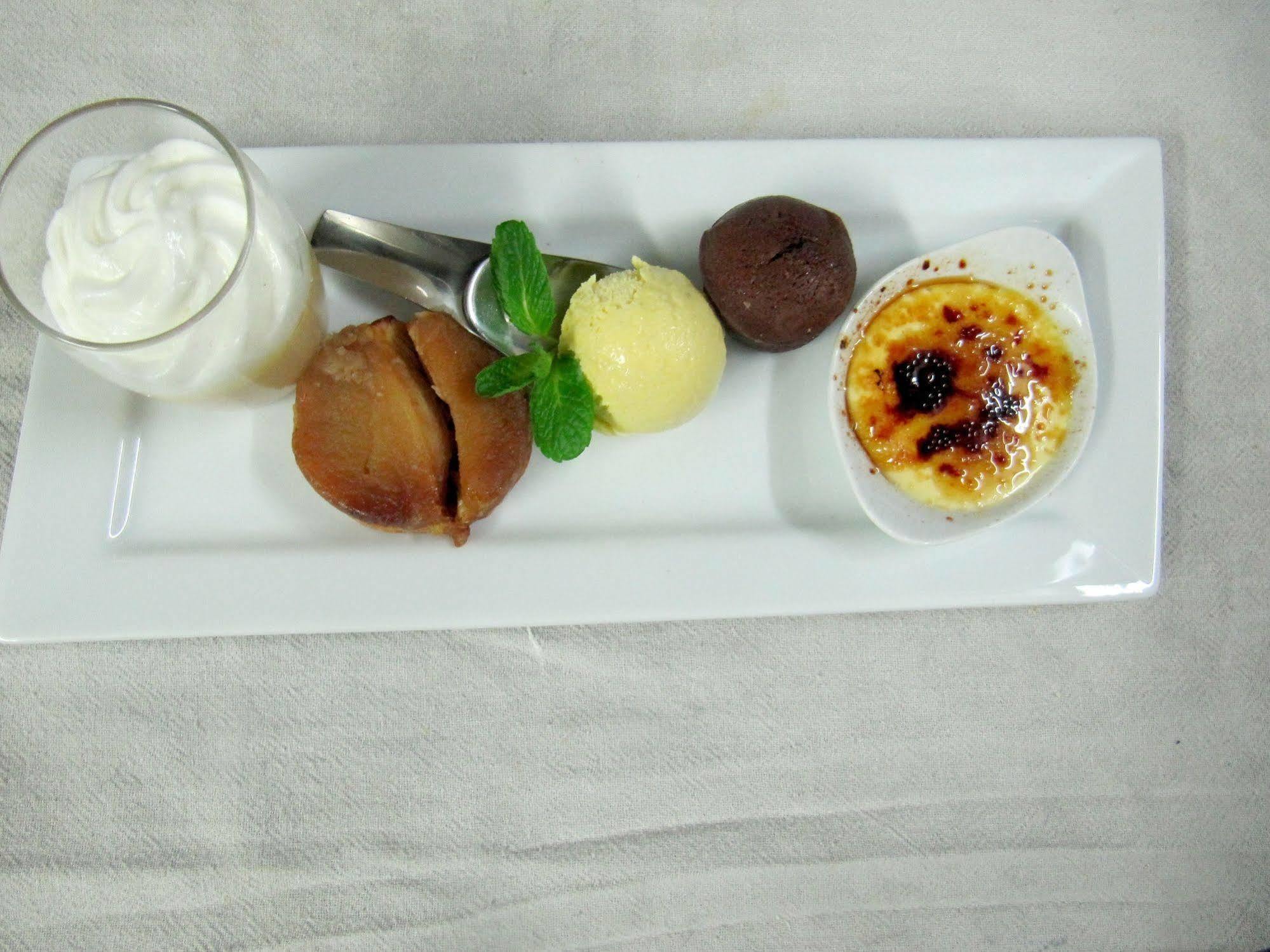 Logis Hotel Restaurant Cazes Arazat Laissac Екстериор снимка