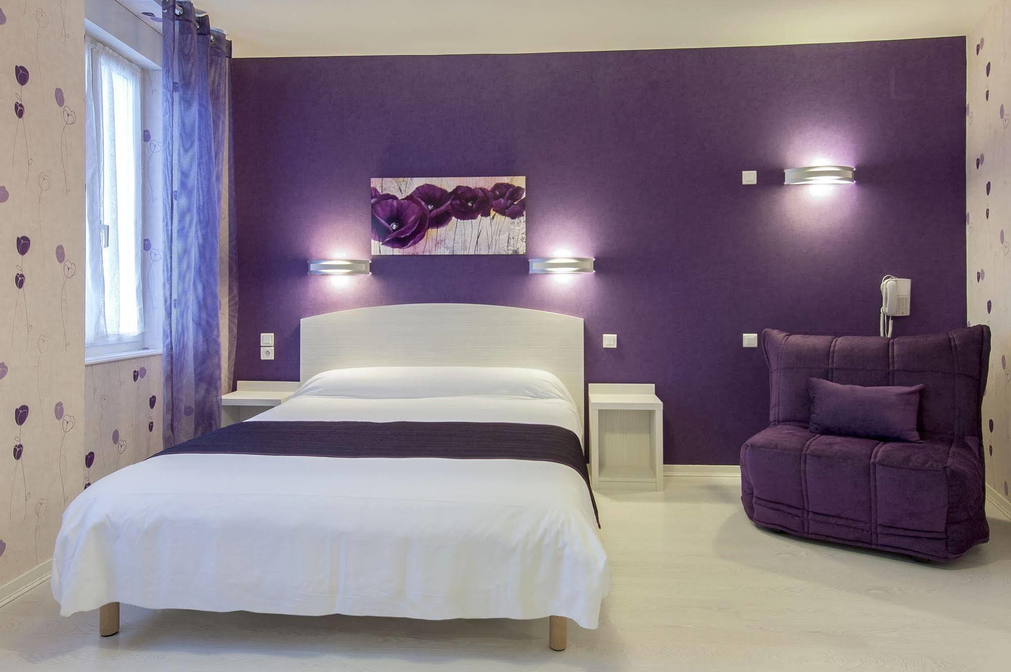 Logis Hotel Restaurant Cazes Arazat Laissac Екстериор снимка